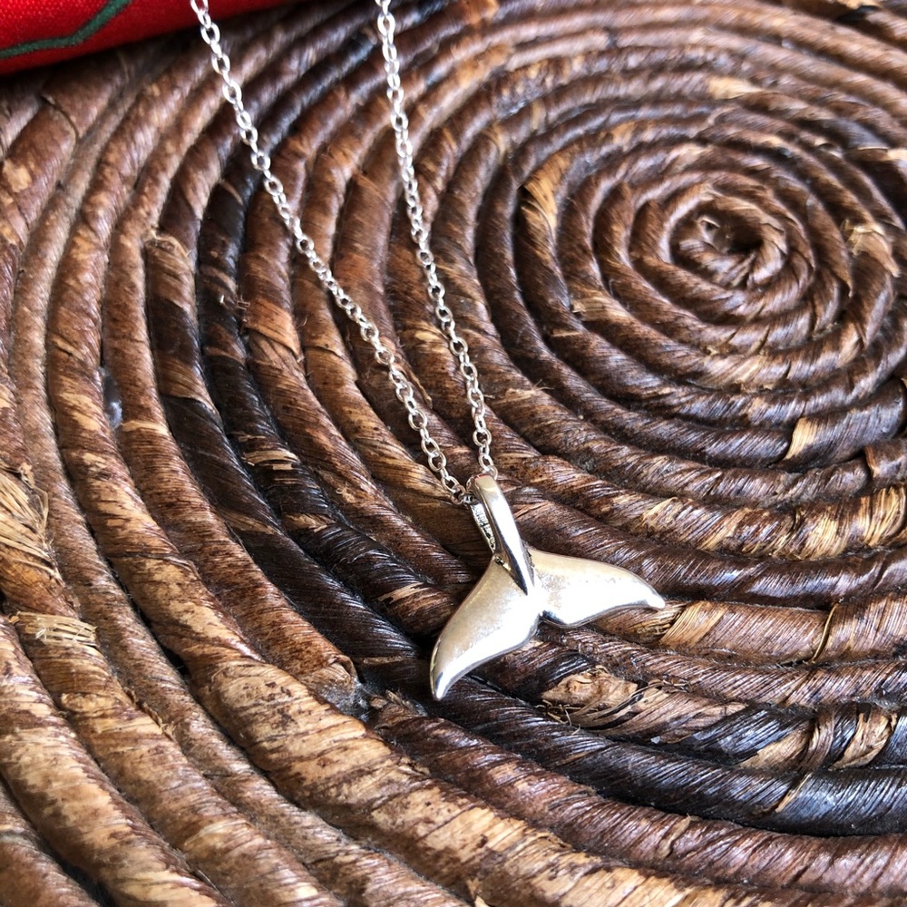 3 For $20 Mermaid Tail Pendant Necklace - Picture 3 of 7